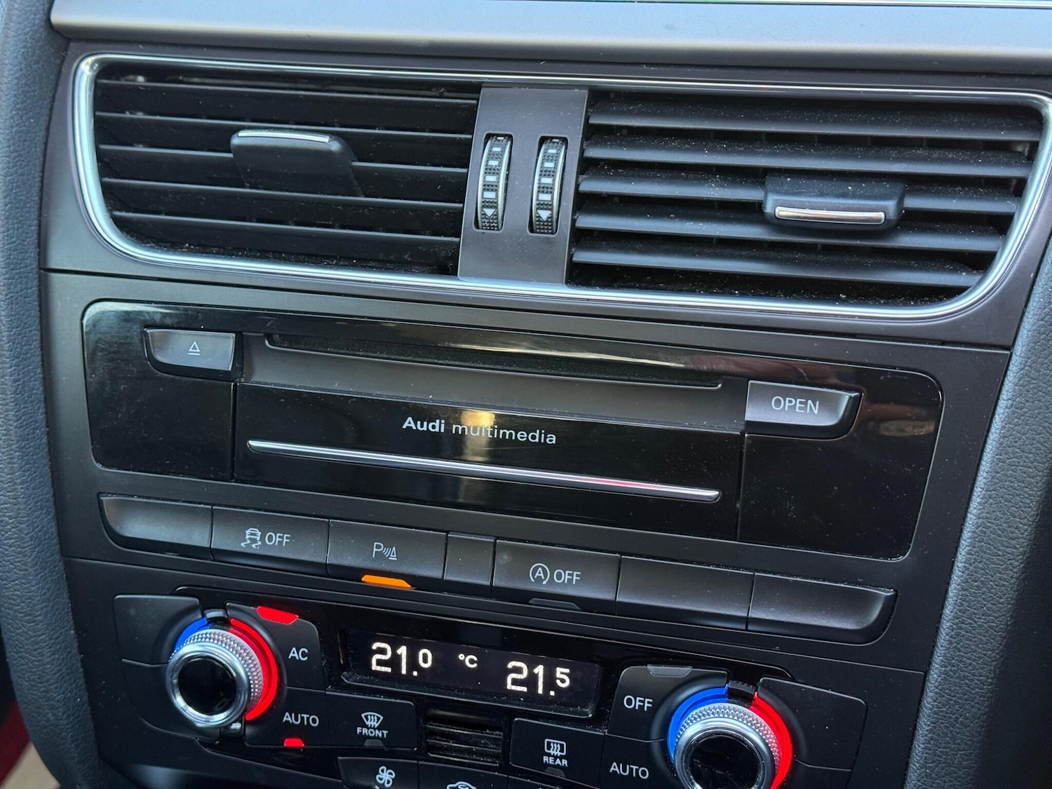 Used Audi A4 2013 for sale - 76645790: Photo 27