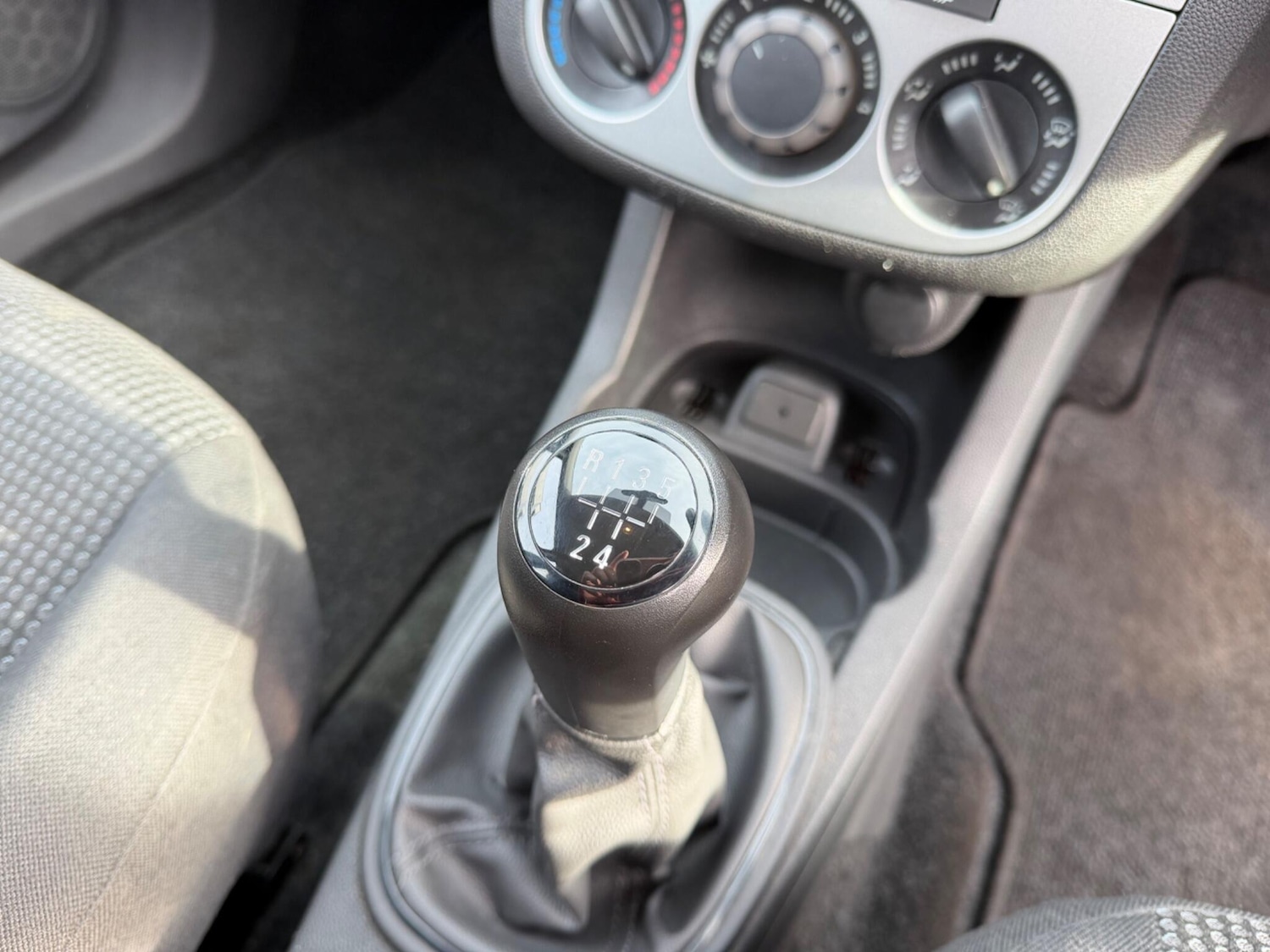 Used Vauxhall Corsa 2013 for sale - 77586126: Photo 11