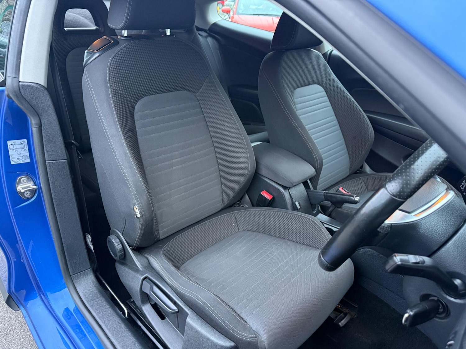 Used Volkswagen Scirocco for sale - 77808019: Photo 14