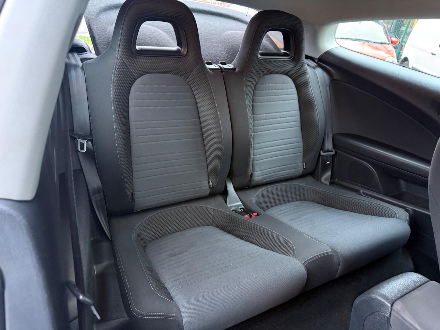 Used Volkswagen Scirocco for sale - 77808019: Photo 16