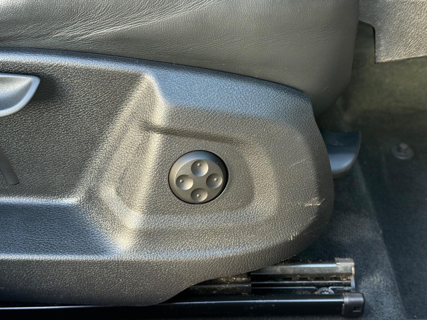 Used Audi Q3 for sale - 76999018: Photo 32