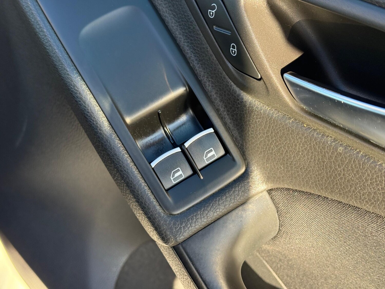 Used Volkswagen Golf 2011 for sale - 76645023: Photo 23