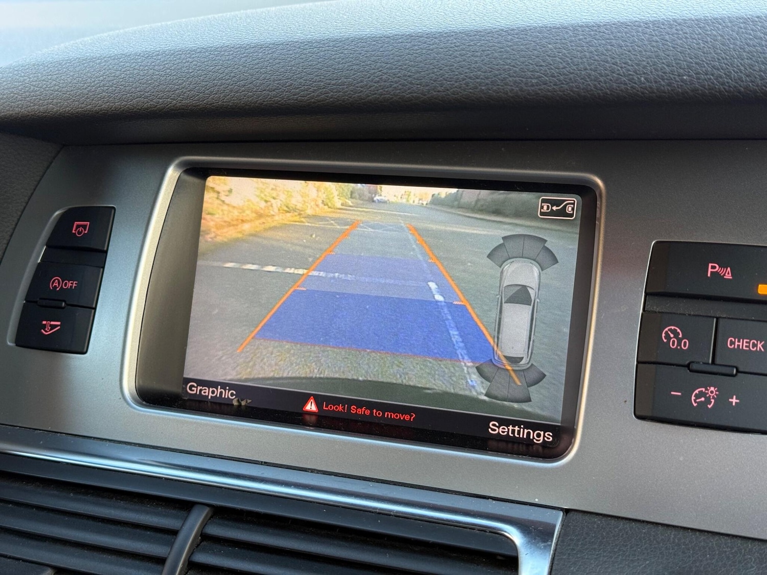 Used Audi Q7 2013 for sale - 76513020: Photo 33