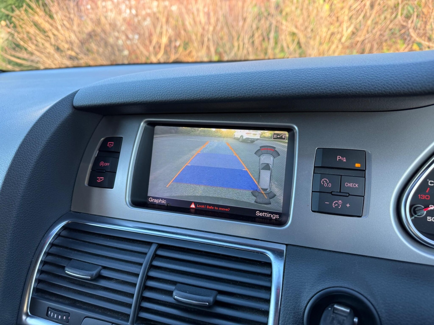 Used Audi Q7 2013 for sale - 76513020: Photo 35