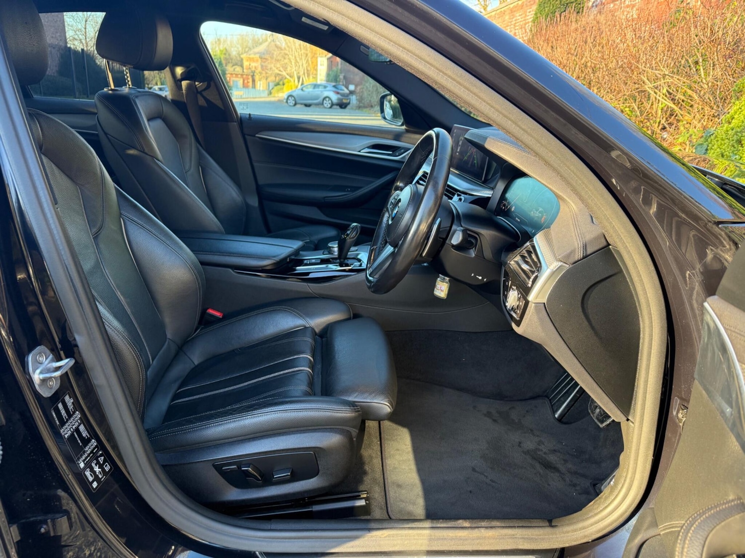 Used BMW 5 Series 2018 for sale - 76926818: Photo 15