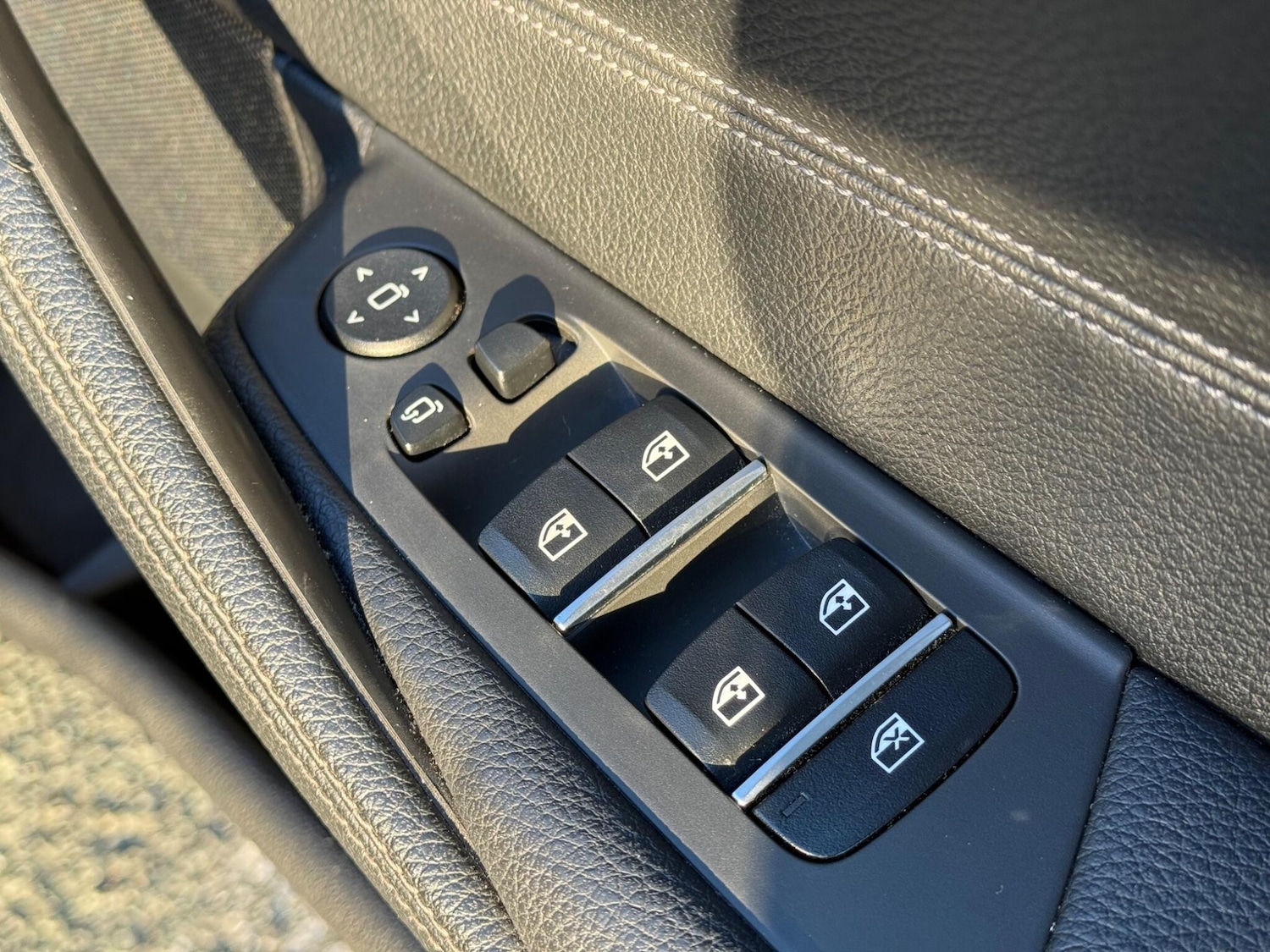 Used BMW 5 Series 2018 for sale - 76926818: Photo 22