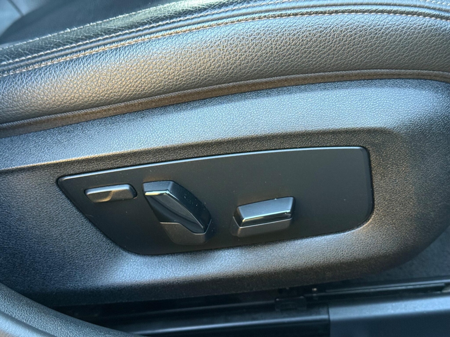 Used BMW 5 Series 2018 for sale - 76926818: Photo 31