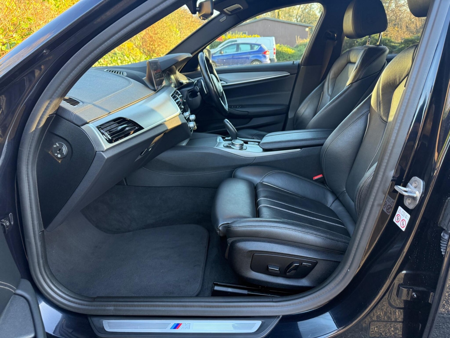 Used BMW 5 Series 2018 for sale - 76926818: Photo 42