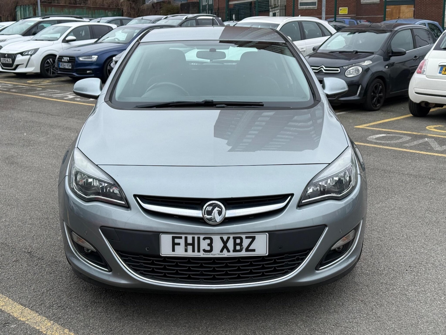 Used Vauxhall Astra for sale - 77809016: Photo 2
