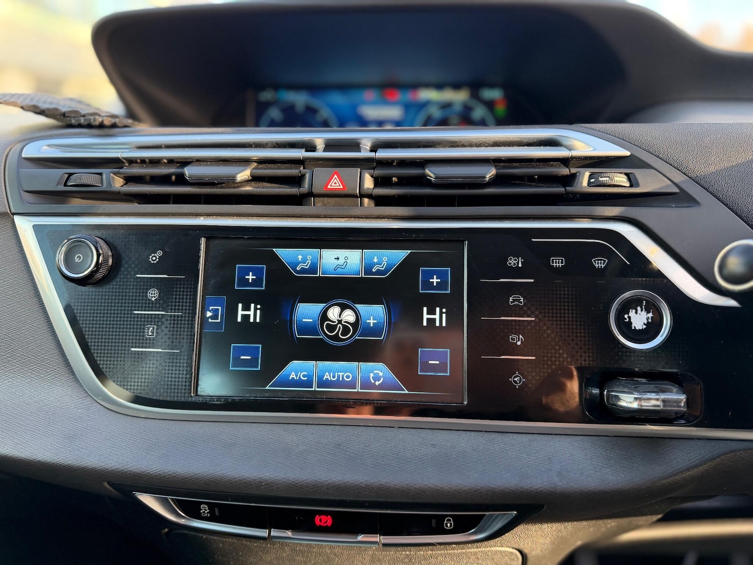 Used Citroen C4 Grand Picasso 2014 for sale - 76824060: Photo 23