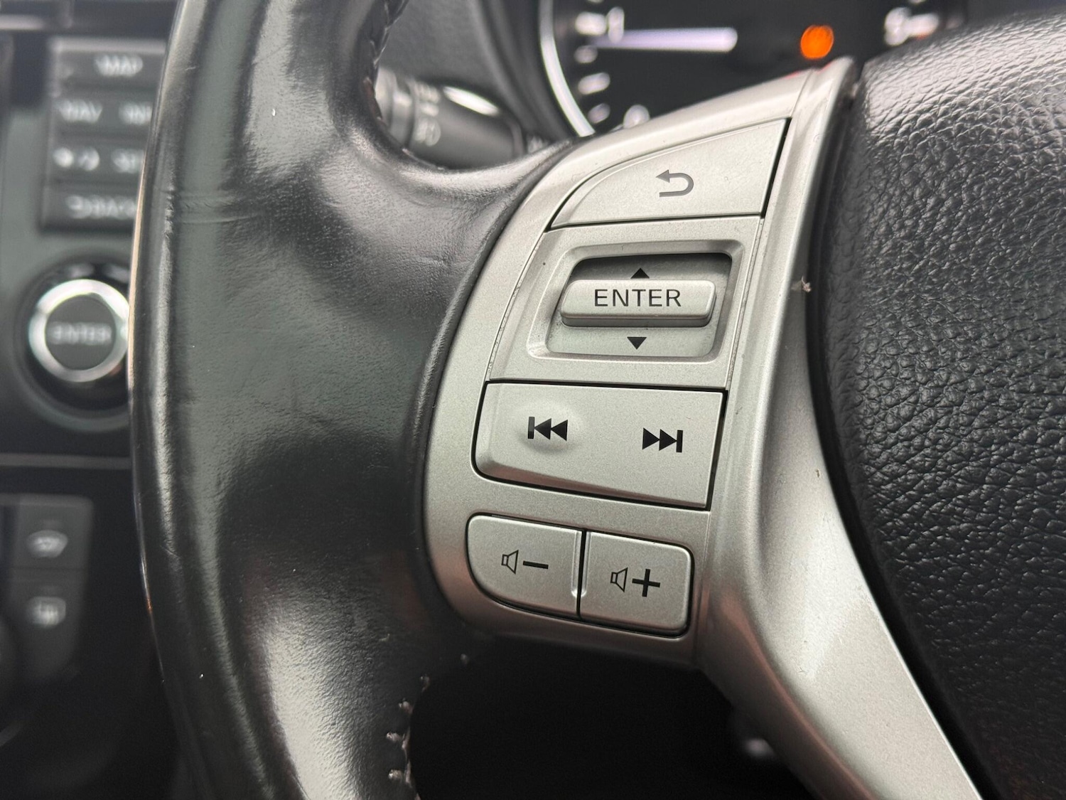 Used Nissan Qashqai 2015 for sale - 76549058: Photo 21