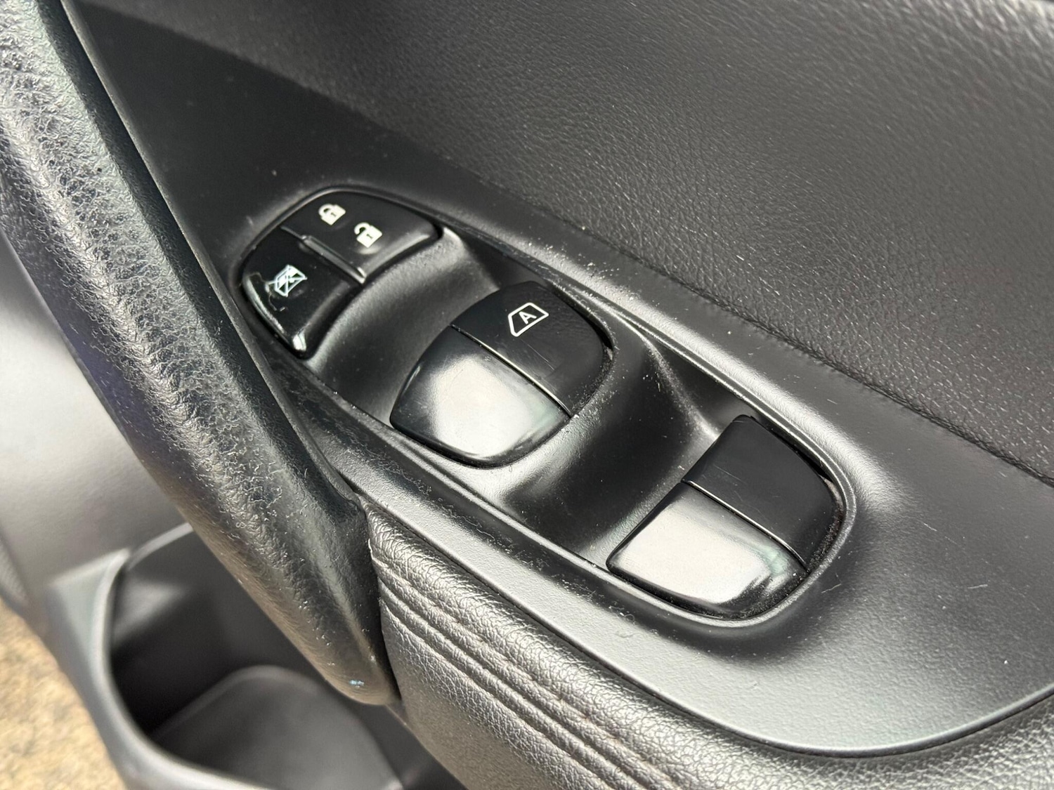 Used Nissan Qashqai 2015 for sale - 76549058: Photo 22