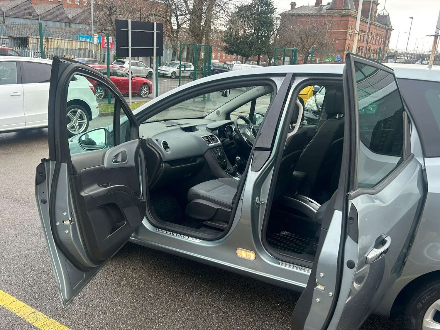 Used Vauxhall Meriva 2010 for sale - 77478583: Photo 19