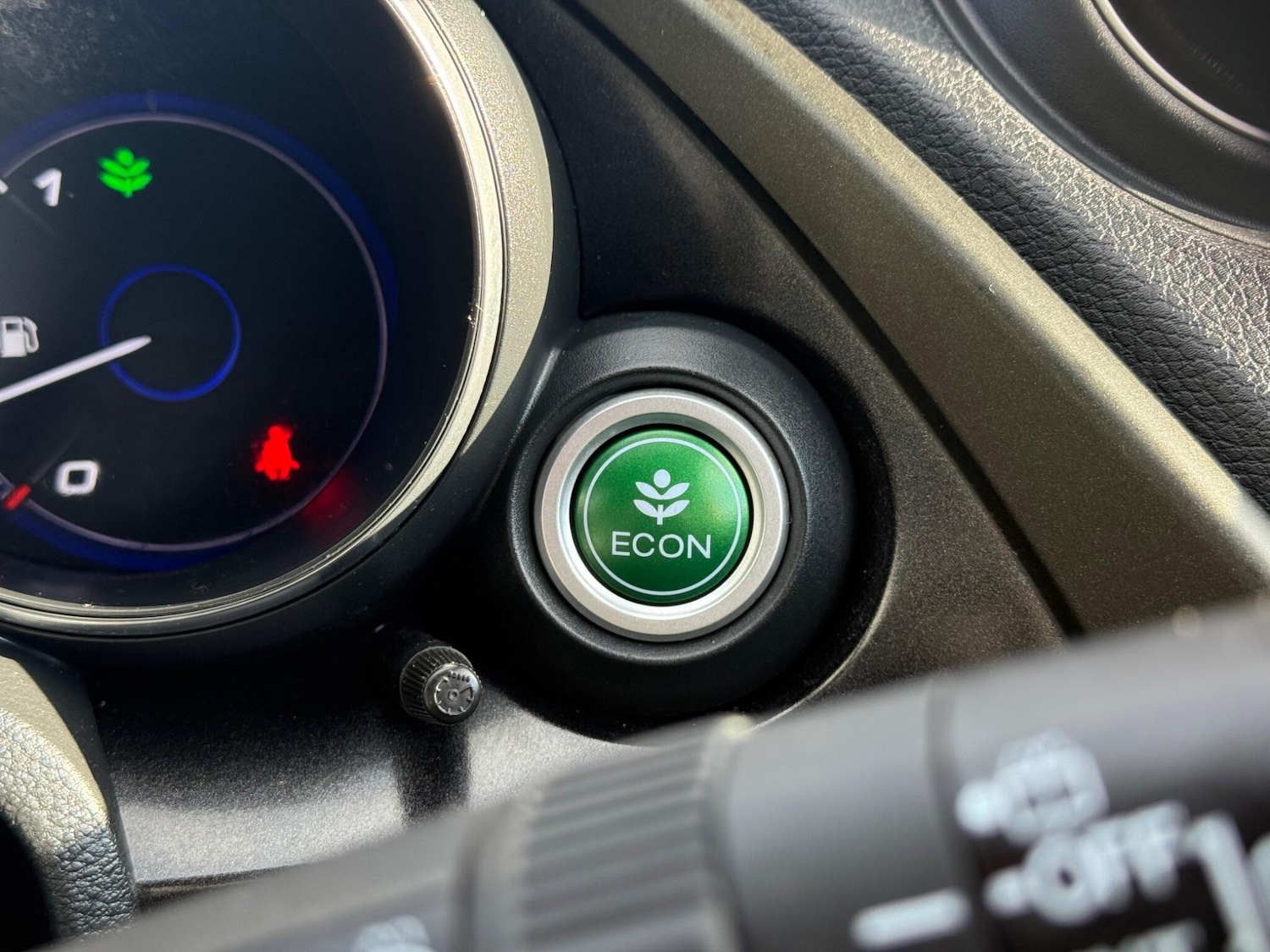 Used Honda Civic 2016 for sale - 76620625: Photo 22