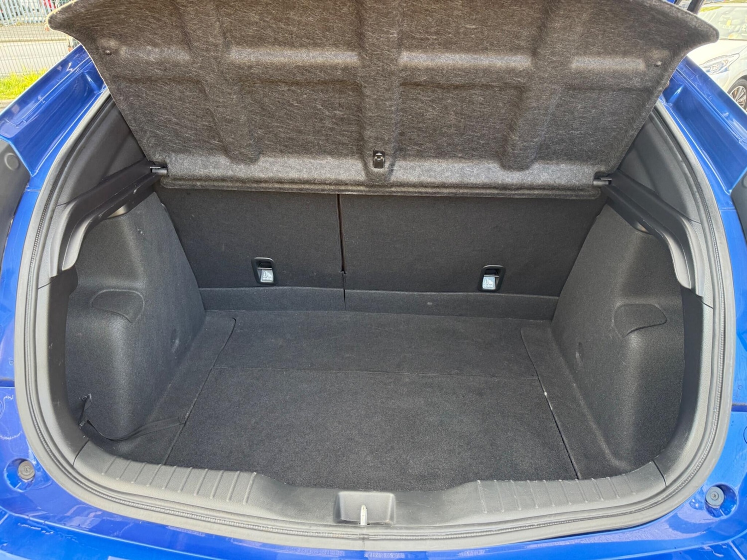 Used Honda Civic 2016 for sale - 76620625: Photo 32