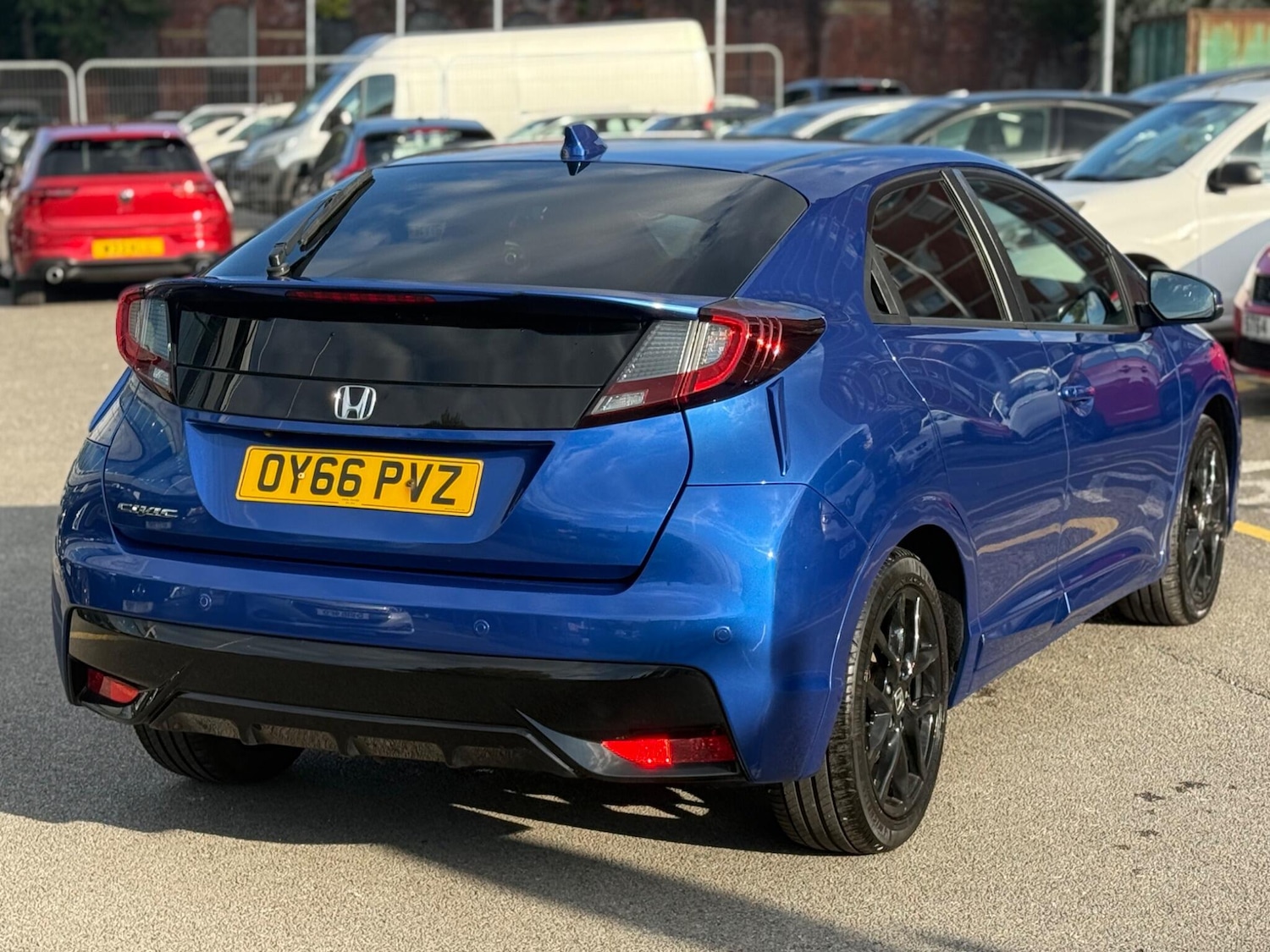 Used Honda Civic 2016 for sale - 76620625: Photo 8