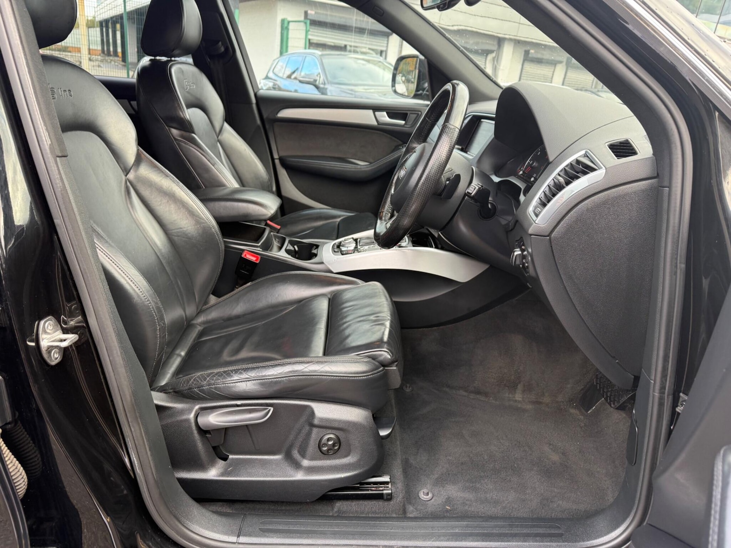 Used Audi Q5 2016 for sale - 76377351: Photo 21
