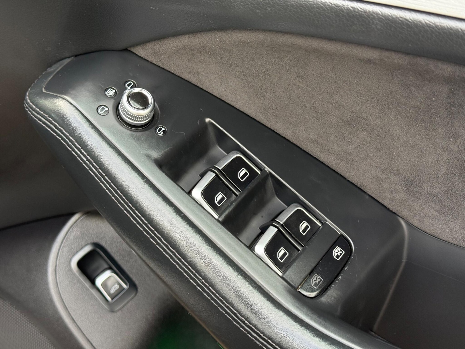 Used Audi Q5 2016 for sale - 76377351: Photo 46
