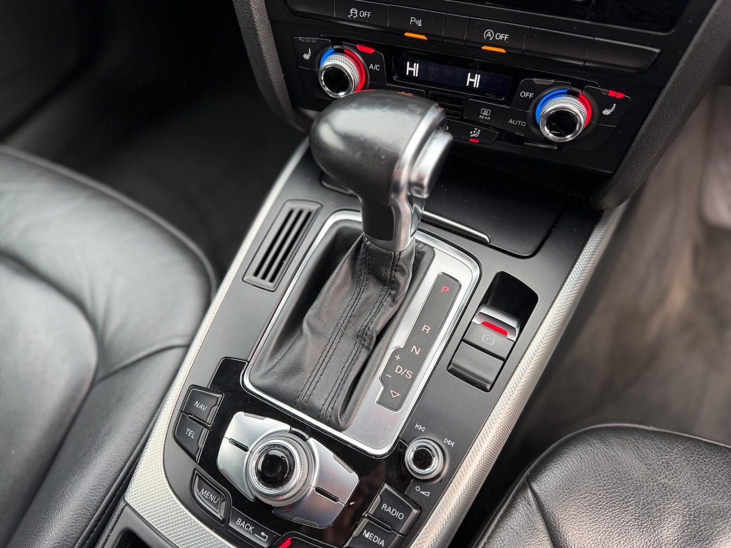 Used Audi A4 2014 for sale - 77155756: Photo 10