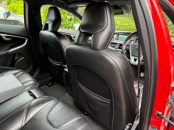 Used Volvo V40 2015 for sale - 75214867: Photo 18
