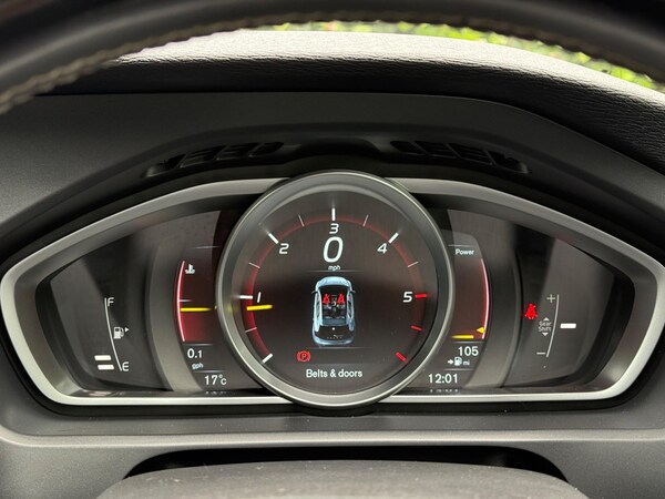 Used Volvo V40 2015 for sale - 75214867: Photo 27