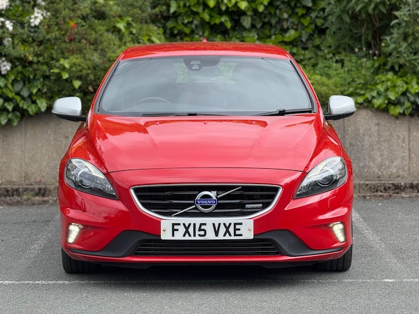 Used Volvo V40 2015 for sale - 75214867: Photo 2