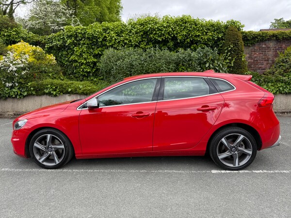 Used Volvo V40 2015 for sale - 75214867: Photo 7