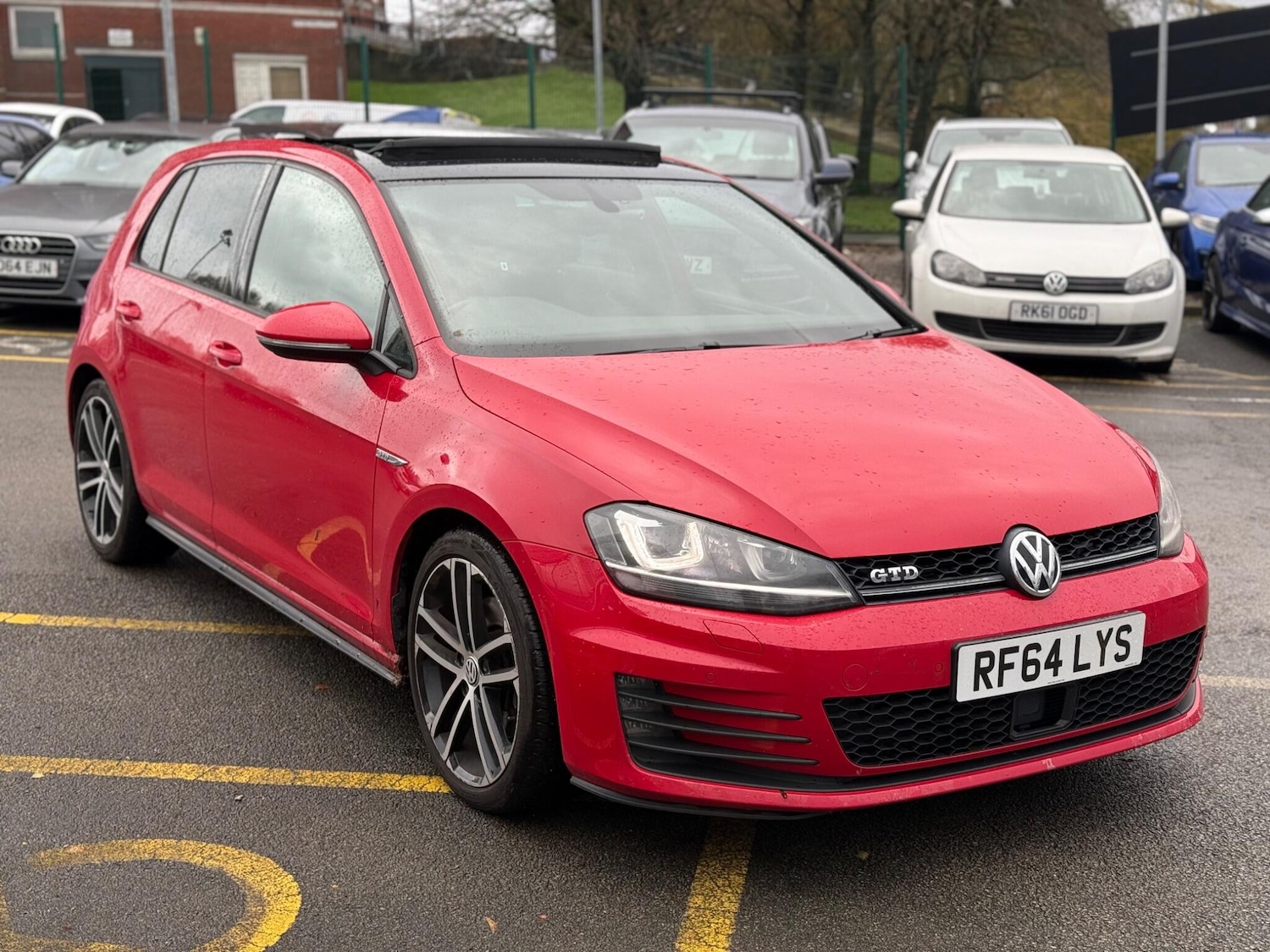 Used Volkswagen Golf 2014 for sale - 76592875: Photo 5