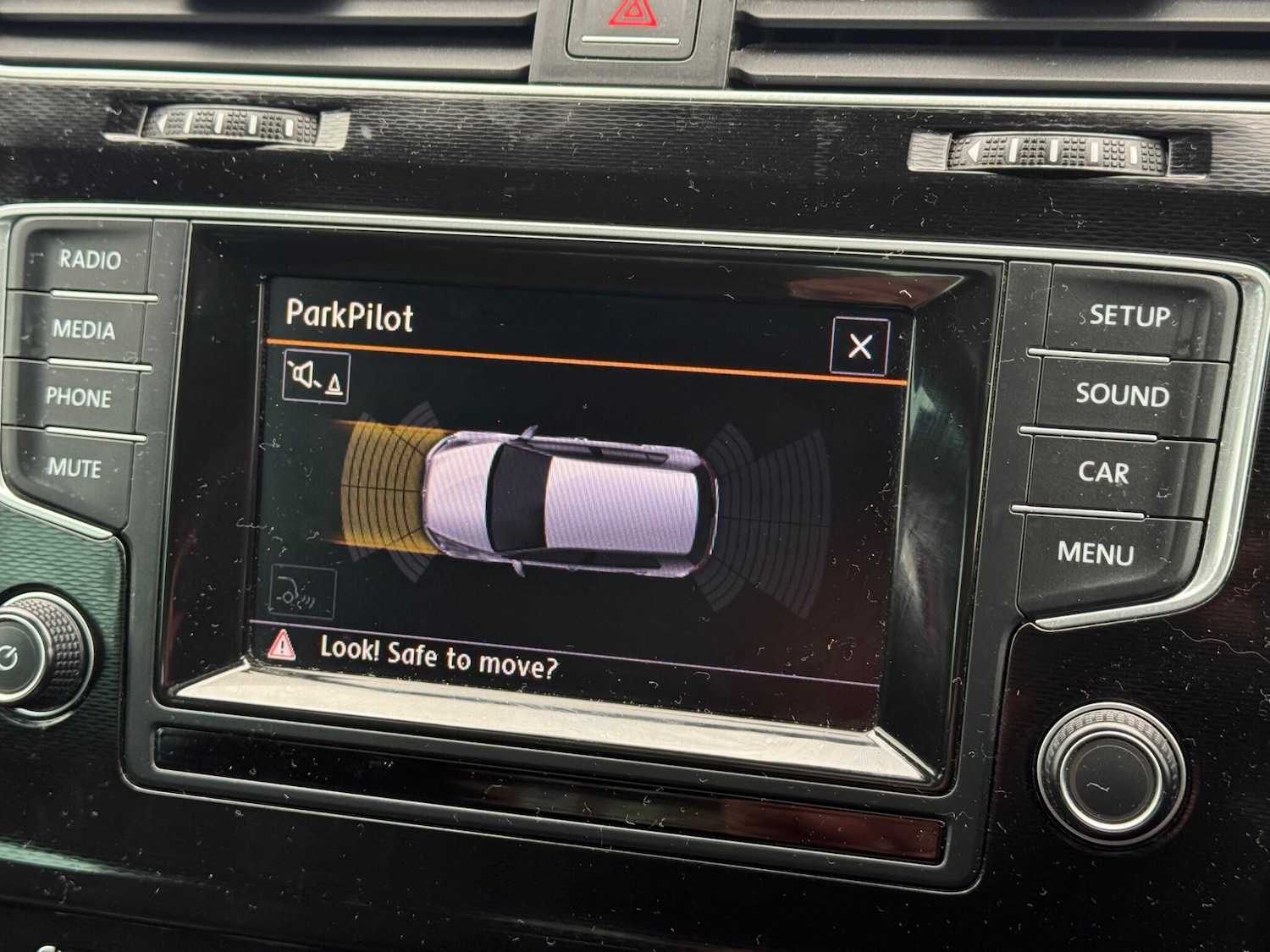 Used Volkswagen Golf 2014 for sale - 76592875: Photo 8