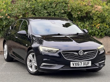 Vauxhall - Insignia