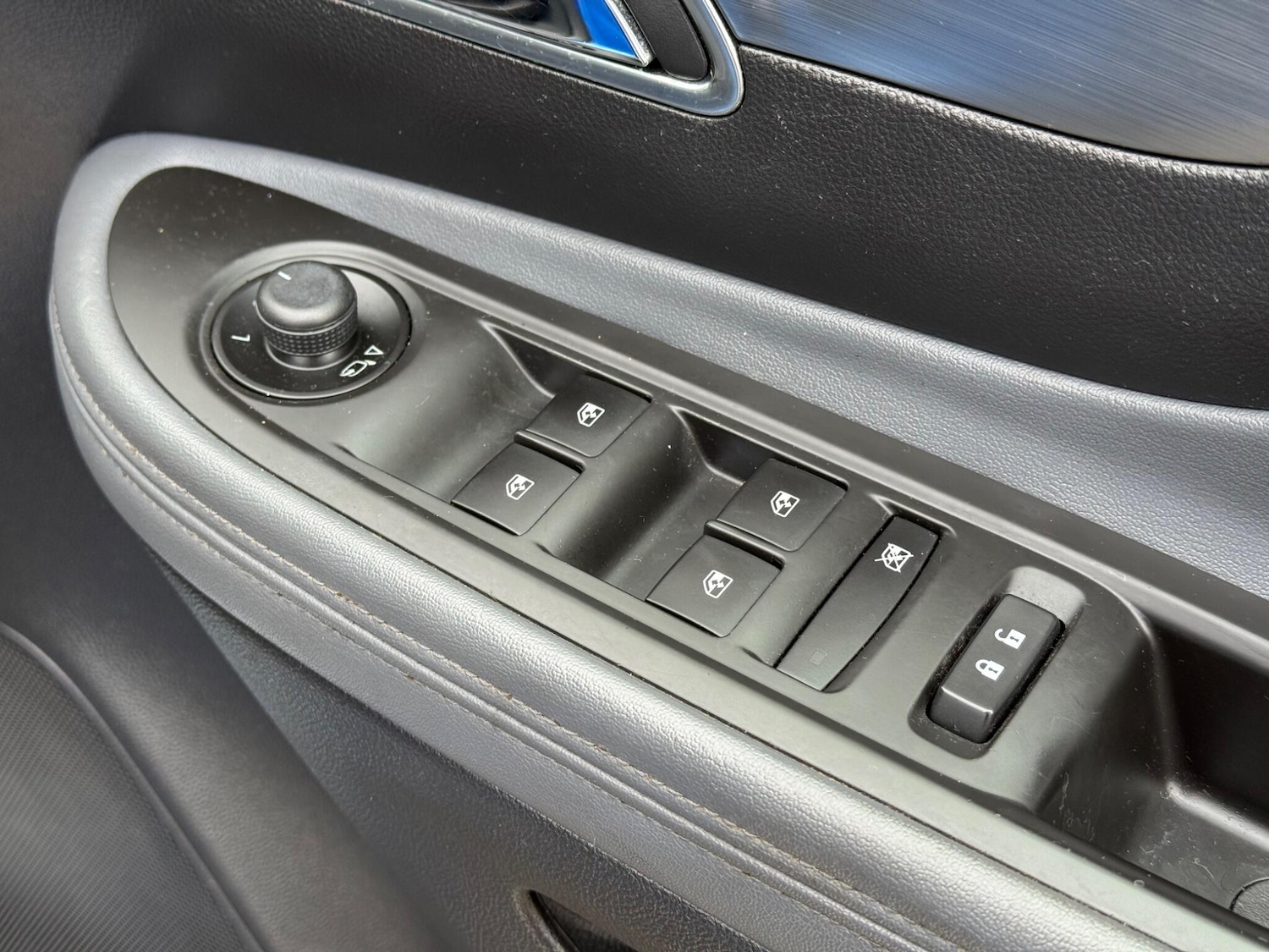 Used Vauxhall Mokka 2016 for sale - 77709435: Photo 41