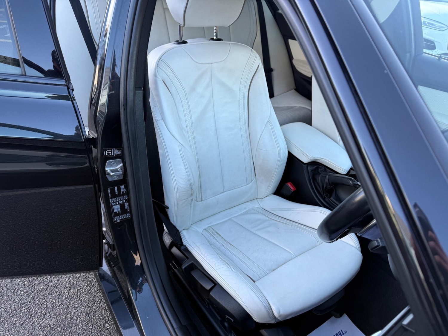 Used BMW 3 Series 2015 for sale - 77377650: Photo 32