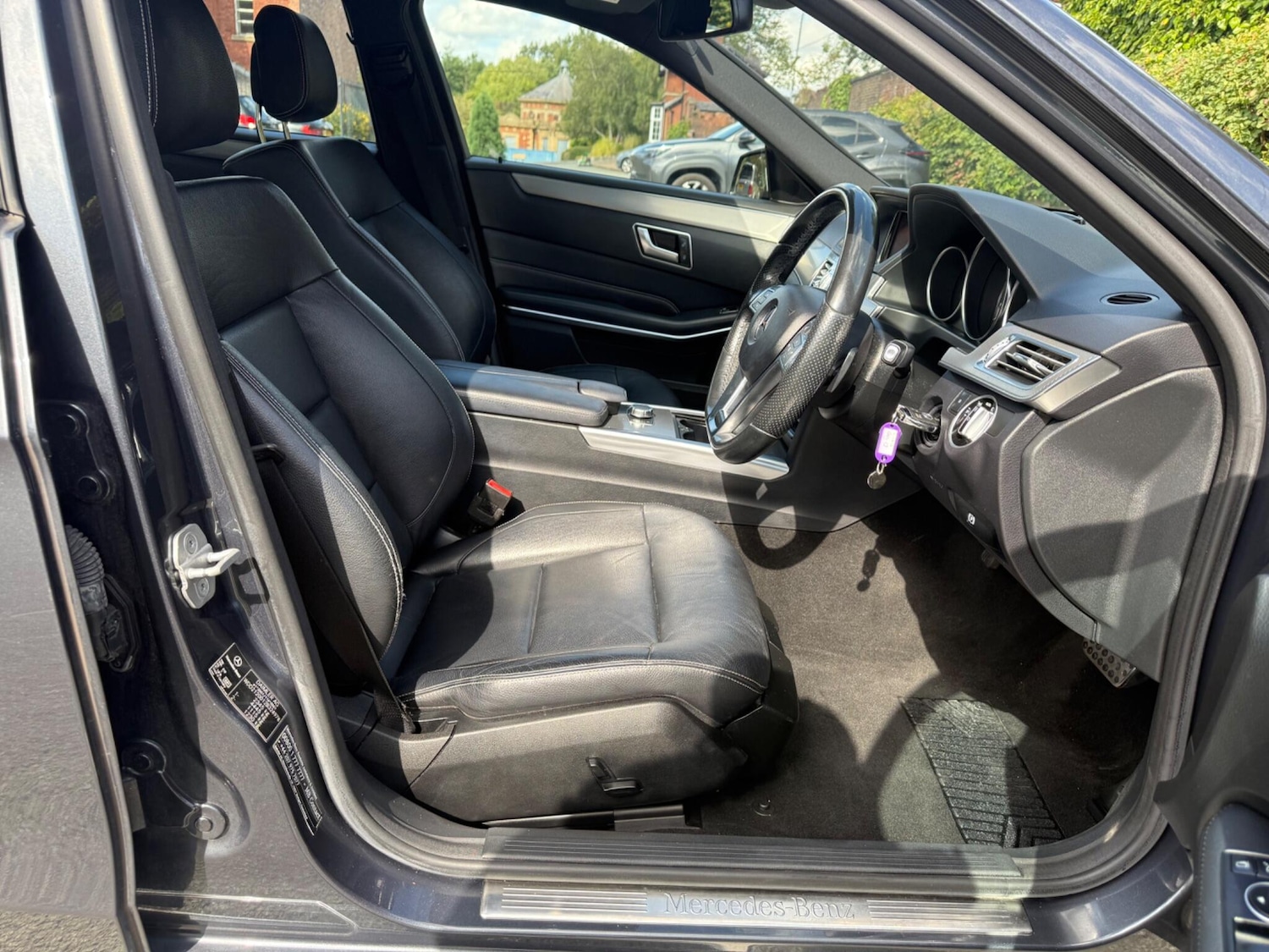 Used Mercedes-Benz E Class 2016 for sale - 77330329: Photo 17