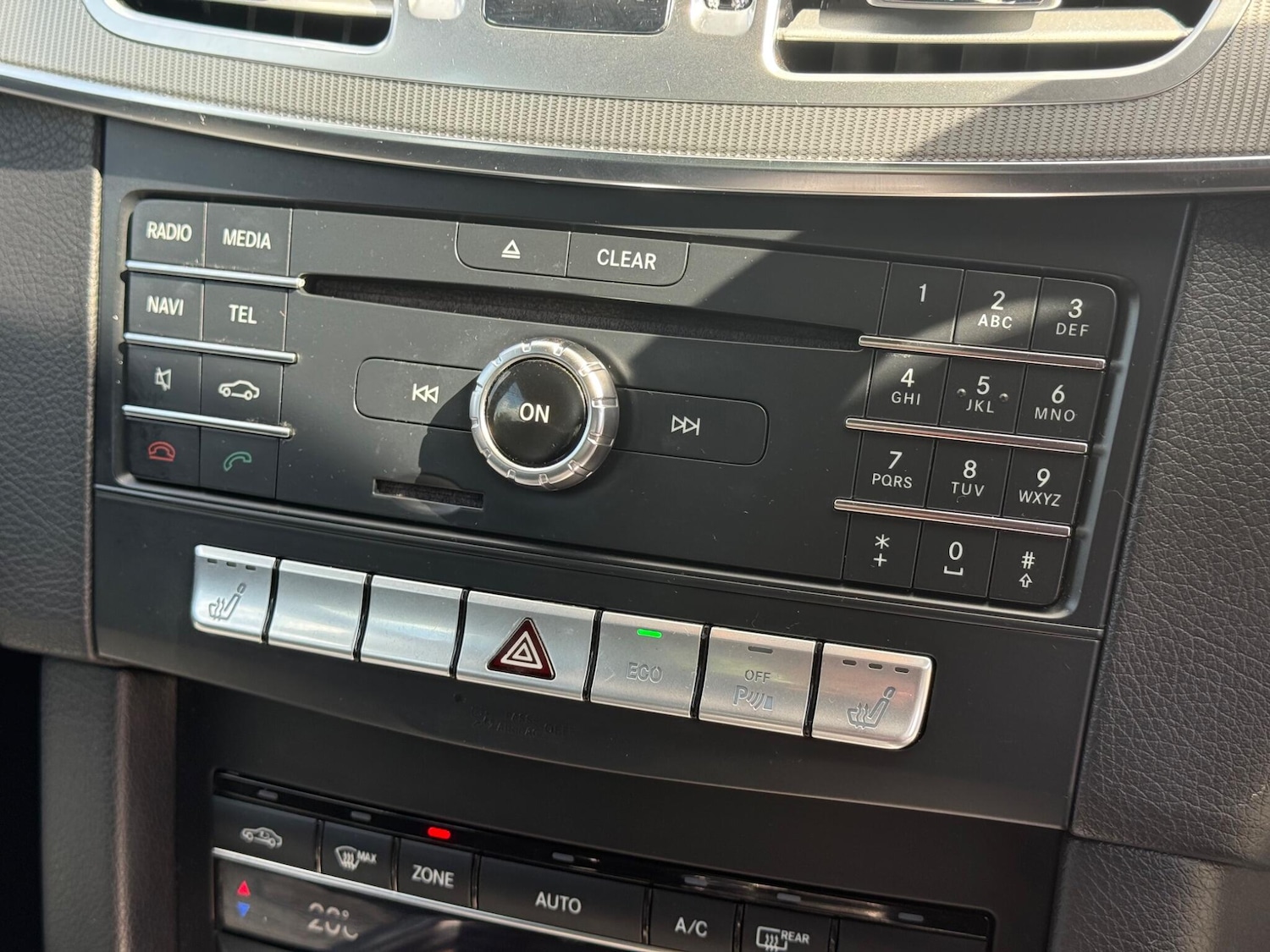 Used Mercedes-Benz E Class 2016 for sale - 77330329: Photo 26