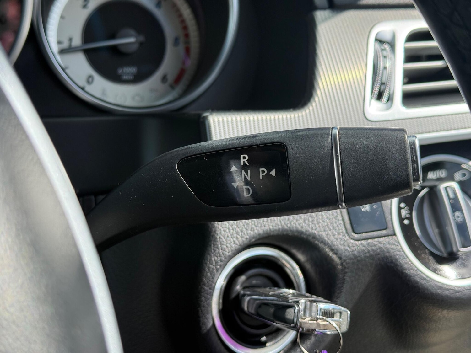 Used Mercedes-Benz E Class 2016 for sale - 77330329: Photo 31