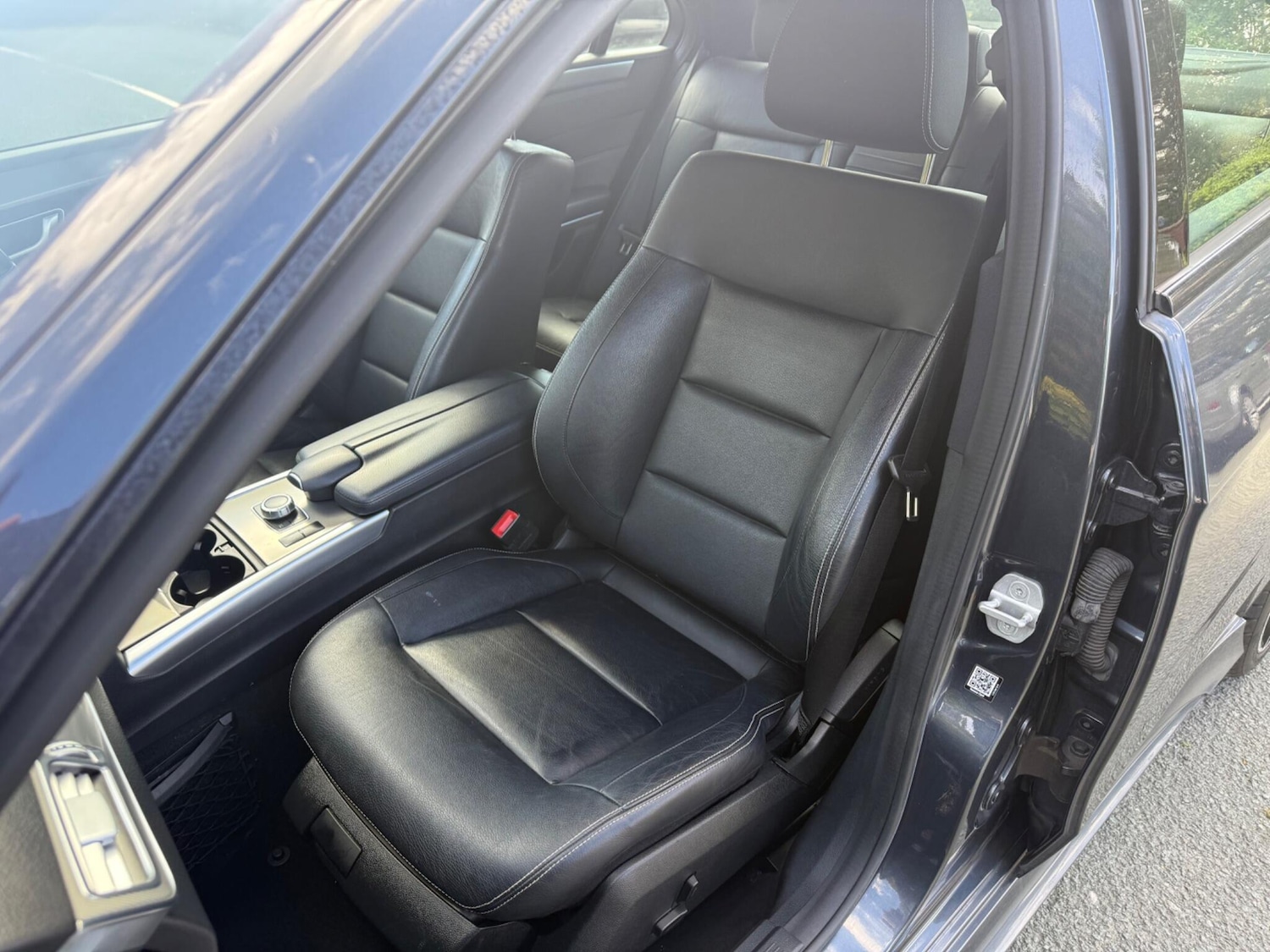 Used Mercedes-Benz E Class 2016 for sale - 77330329: Photo 40