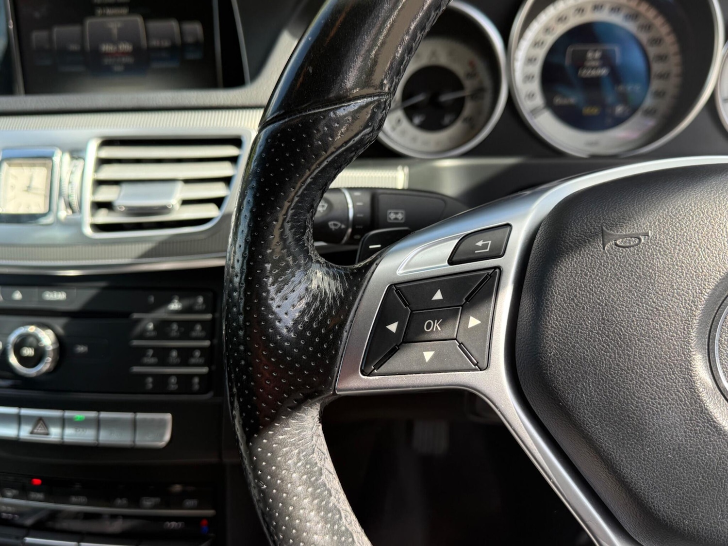 Used Mercedes-Benz E Class 2016 for sale - 77330329: Photo 42