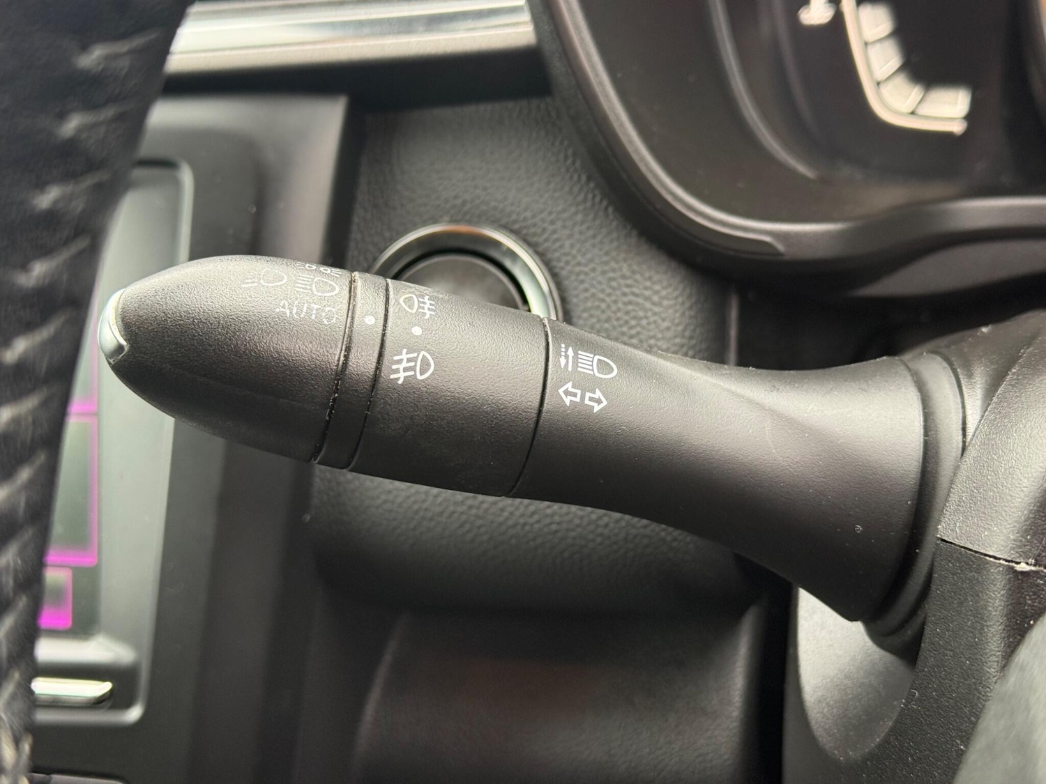 Used Renault Kadjar 2018 for sale - 76226563: Photo 24