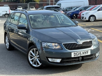 Used Skoda Octavia 2015 for sale - 76247101: Photo