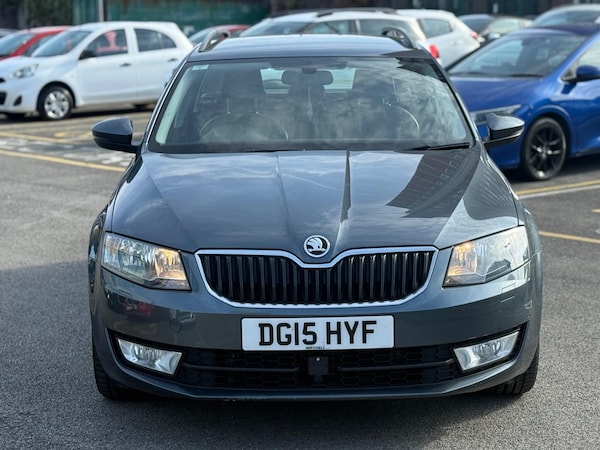 Used Skoda Octavia 2015 for sale - 76247101: Photo 2