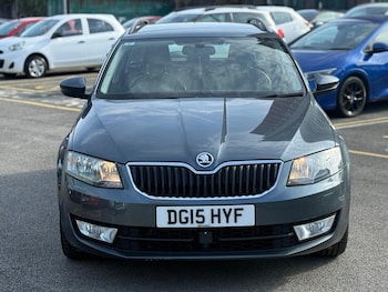 Used Skoda Octavia 2015 for sale - 76247101: Photo
