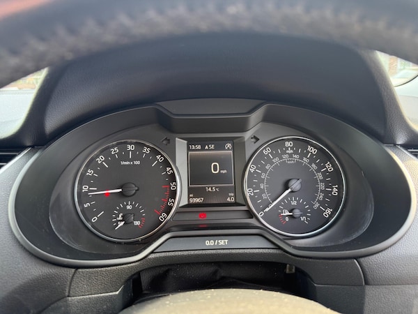 Used Skoda Octavia 2015 for sale - 76247101: Photo 8