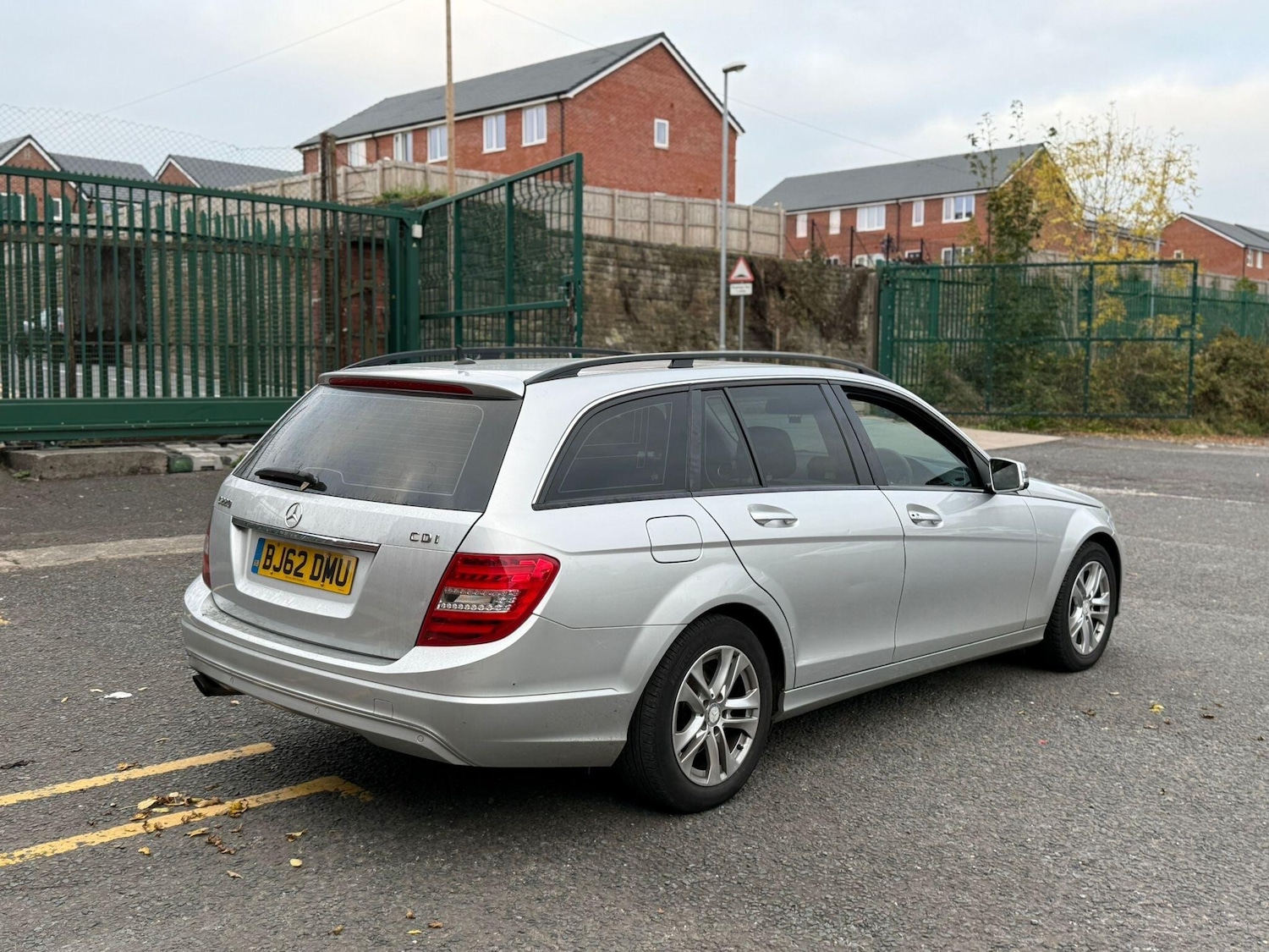 Used Mercedes-Benz C Class 2012 for sale - 76765322: Photo 4