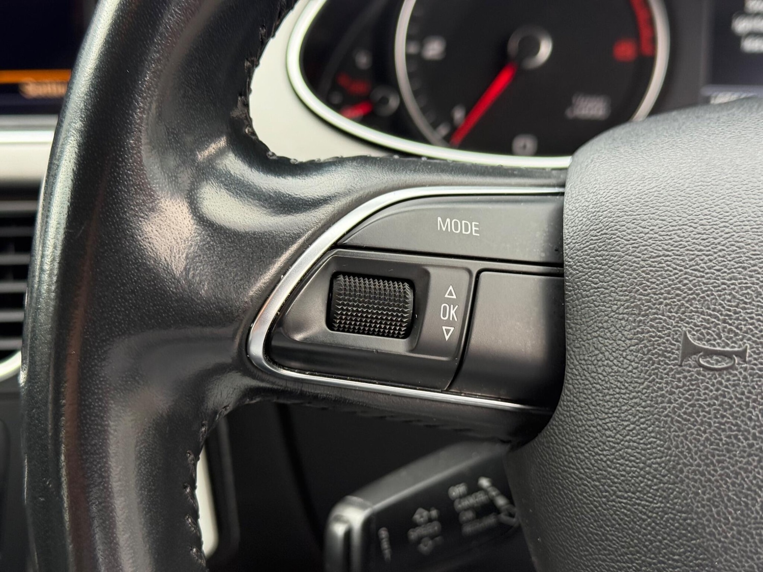 Used Audi A4 2015 for sale - 76327350: Photo 12