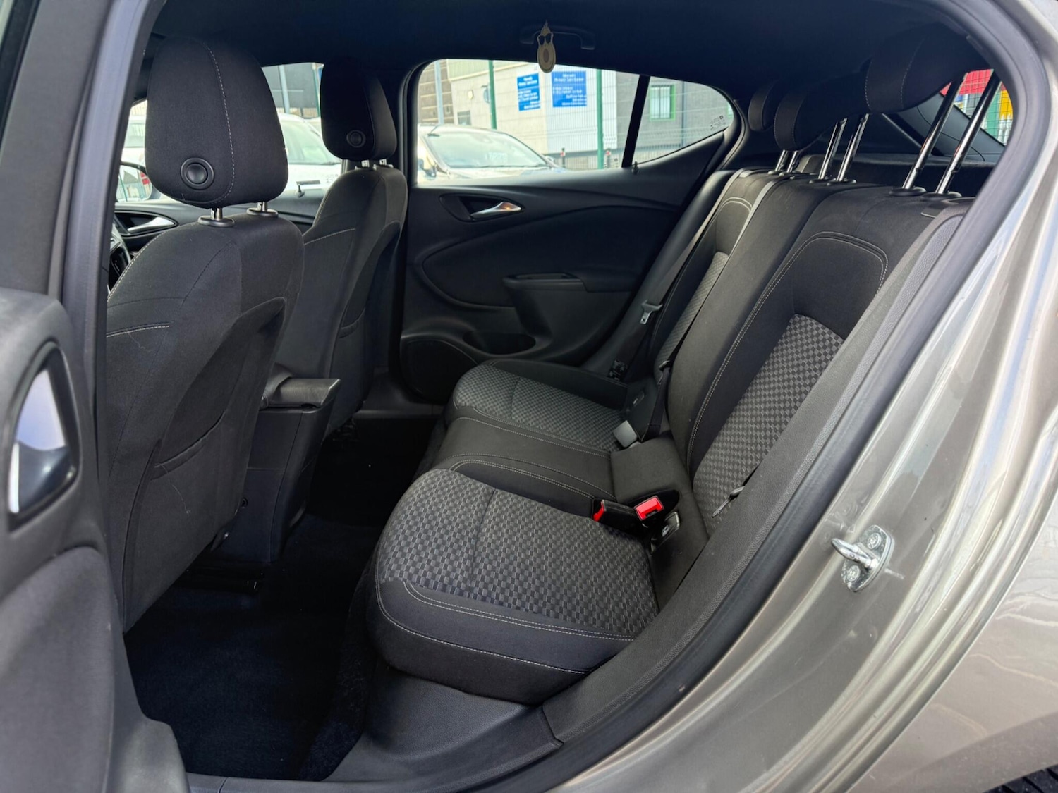 Used Vauxhall Astra 2016 for sale - 77645682: Photo 18