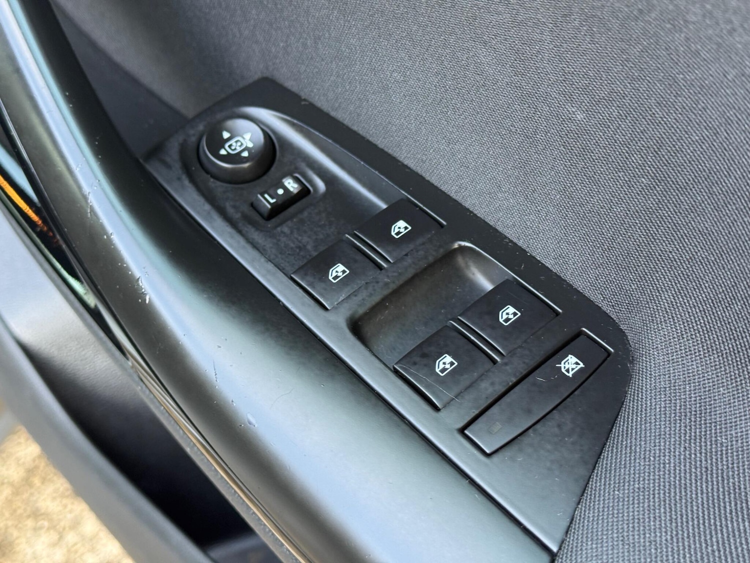 Used Vauxhall Astra 2016 for sale - 77645682: Photo 21