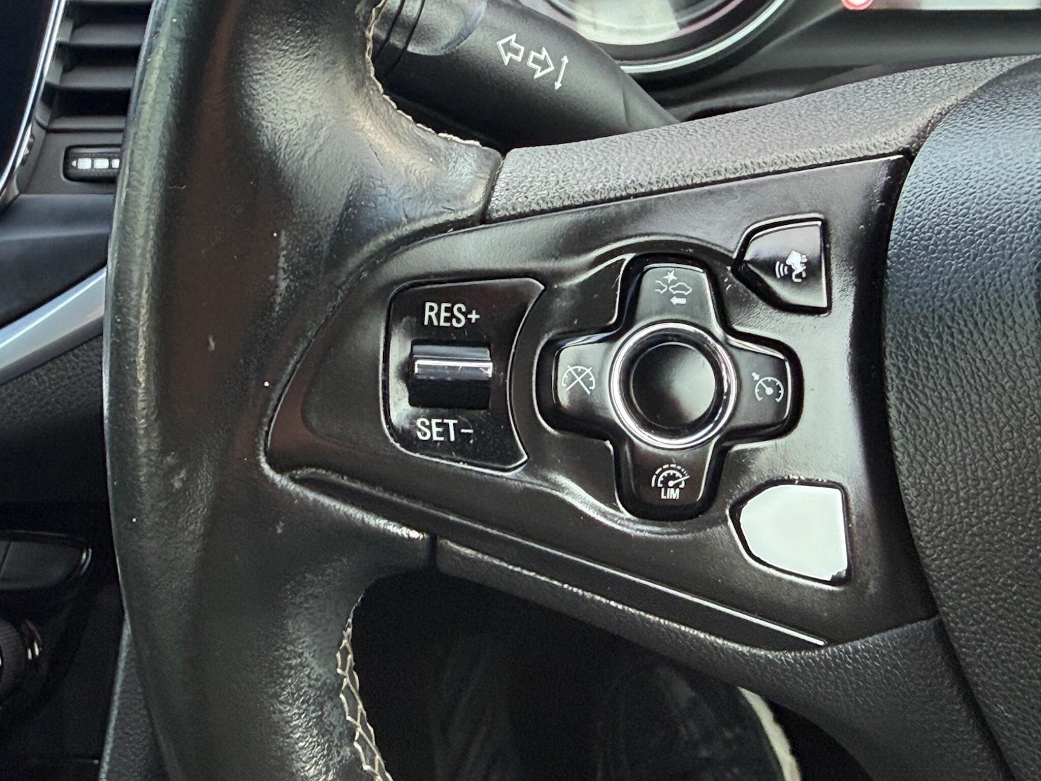 Used Vauxhall Astra 2016 for sale - 77645682: Photo 26