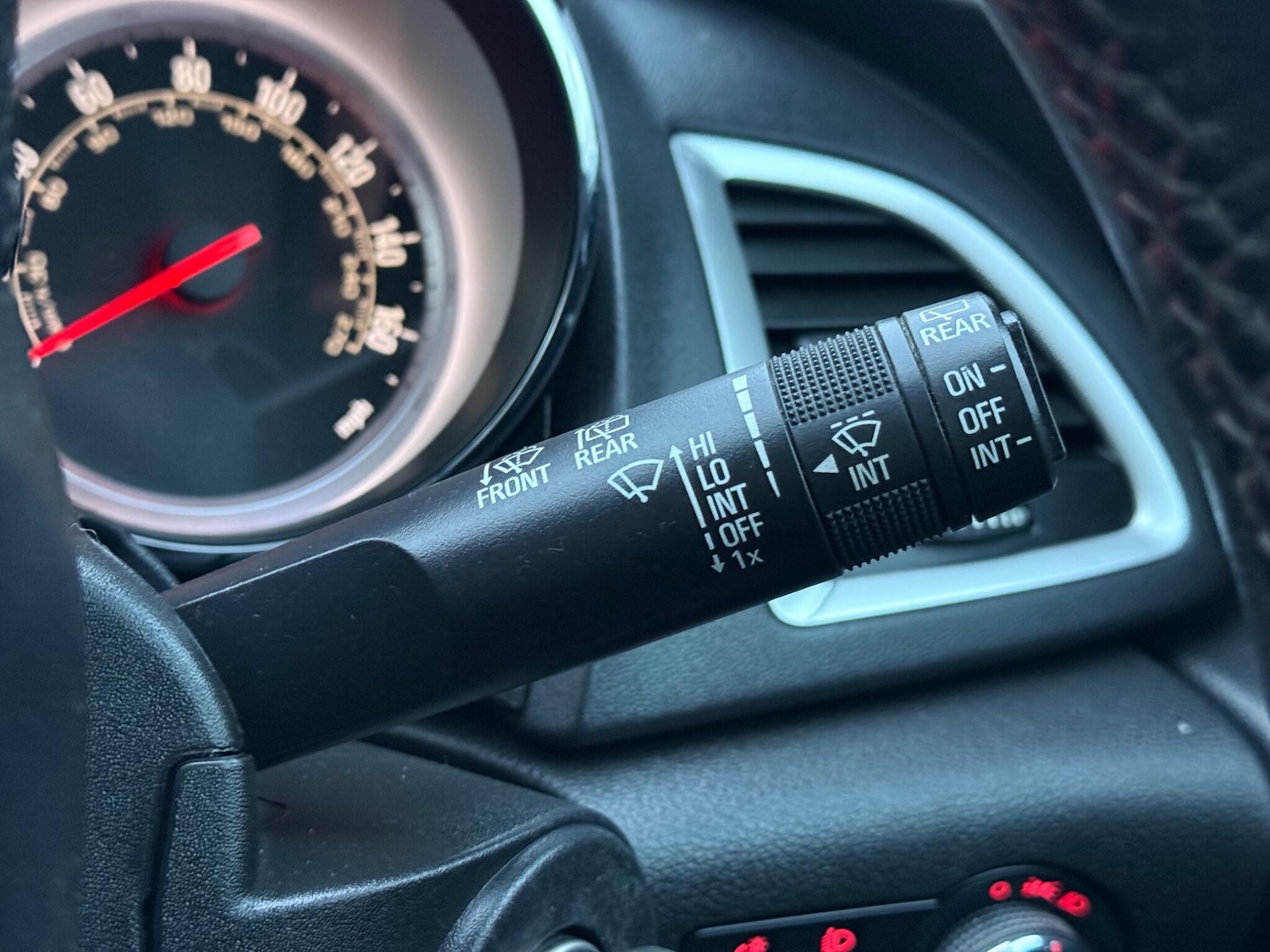 Used Vauxhall Astra 2015 for sale - 77882992: Photo 19