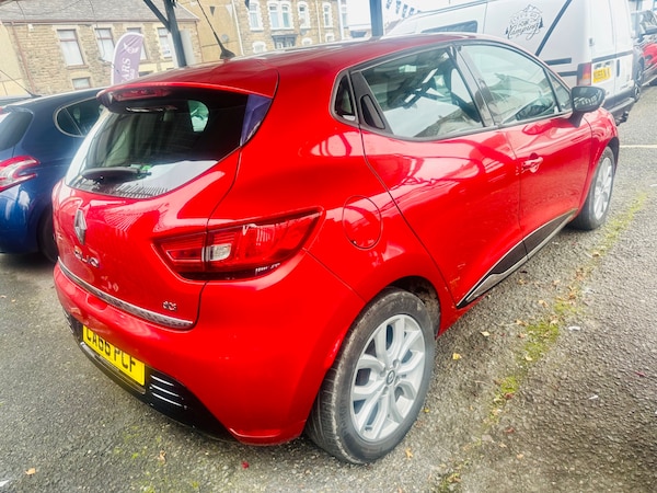 Used Renault Clio 2017 for sale - 76231431: Photo 4