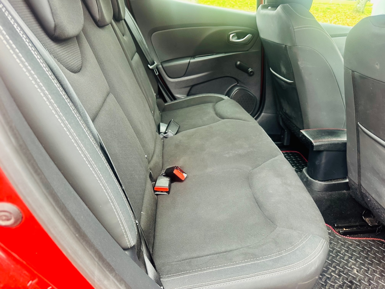 Used Renault Clio 2017 for sale - 76231431: Photo 9